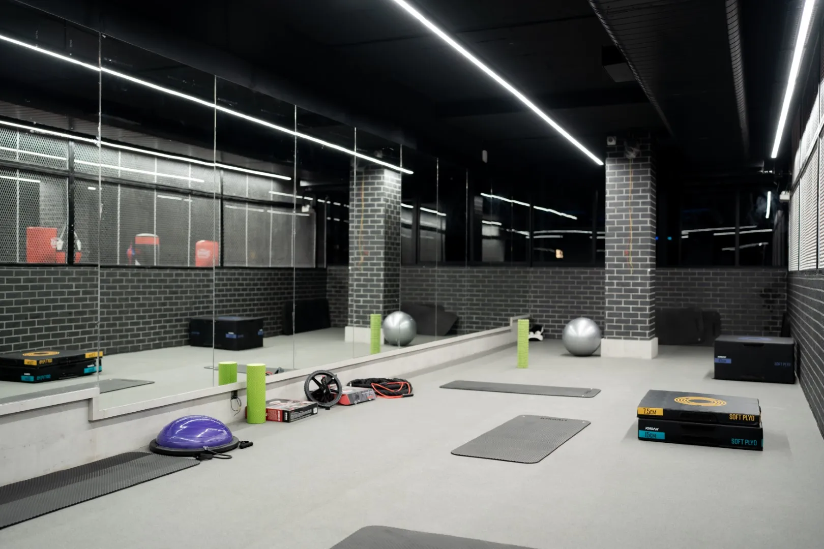 Flexibility training space at the top gym in Bangalore, Meridian Fitness